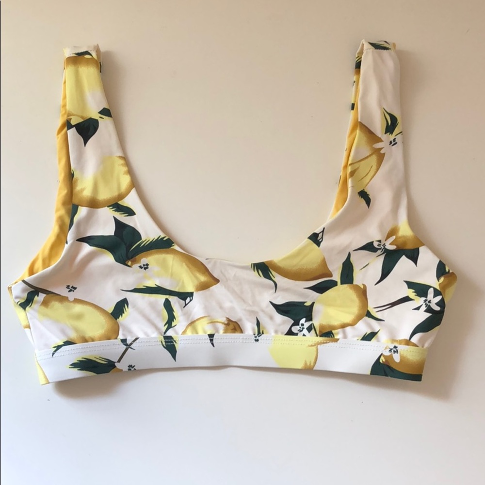 Dippin' Daisy's - Banded Sporty Top